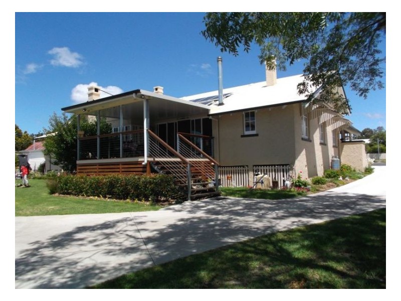 96 High Street, Stanthorpe QLD 4380