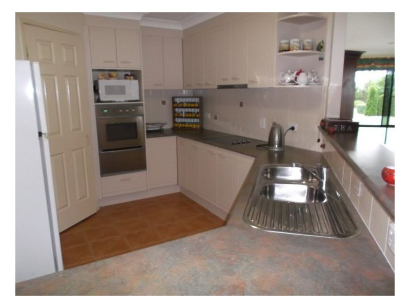 132 Pozieres School Road, Stanthorpe QLD 4380