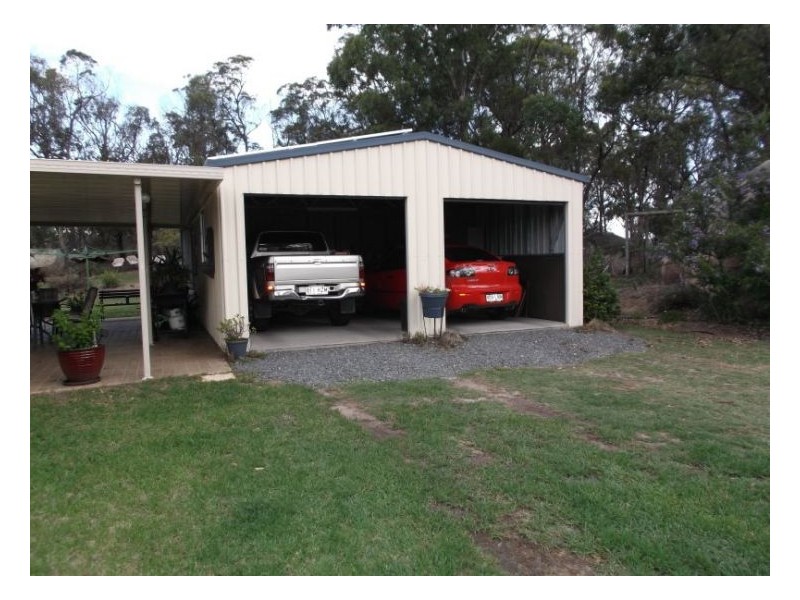 132 Pozieres School Road, Stanthorpe QLD 4380