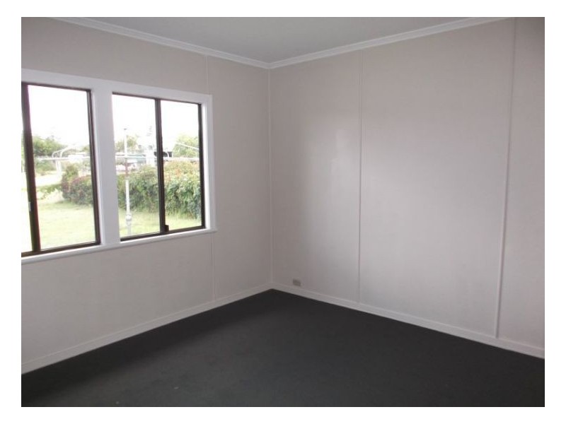 15 Wallangarra Road, Stanthorpe QLD 4380