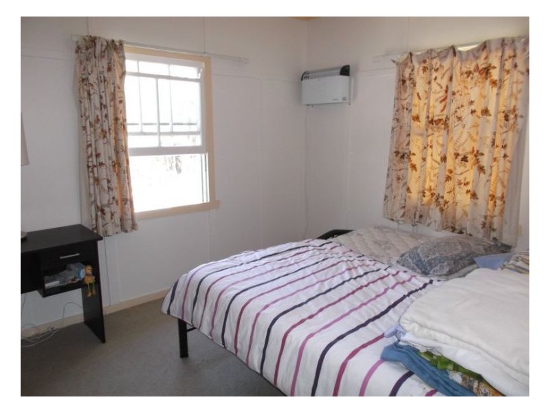 76 Roessler Avenue, Applethorpe QLD 4378