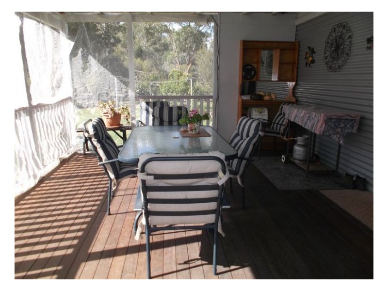 697 Donnellys Castle Road, Stanthorpe QLD 4380