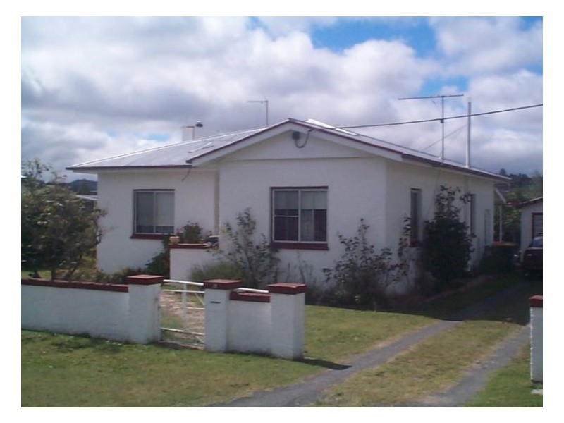 19 Symes Street, Stanthorpe QLD 4380