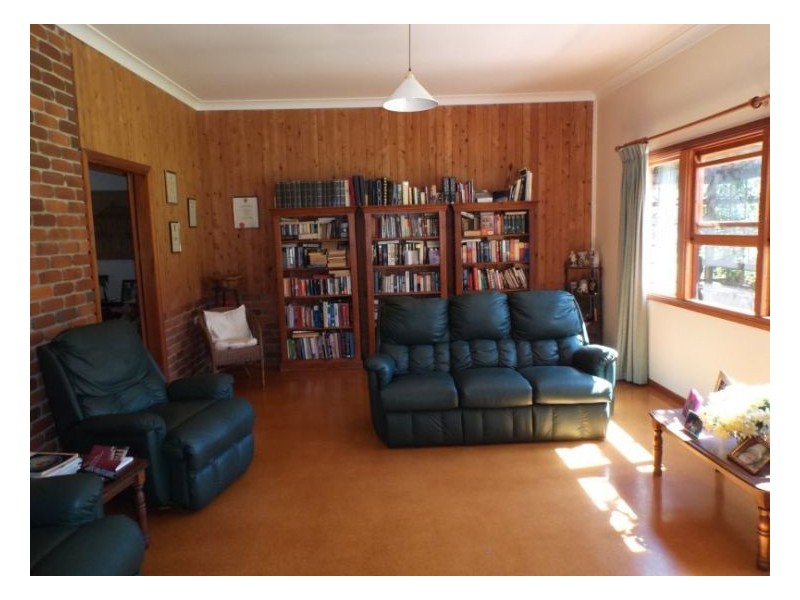 2399 Pyramids Road, Wyberba QLD 4382