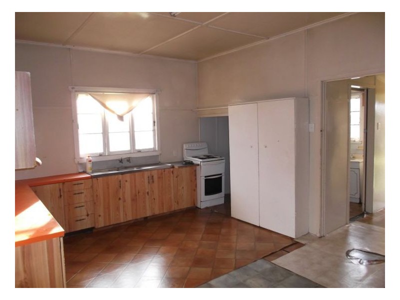 96 Lock Street, Stanthorpe QLD 4380