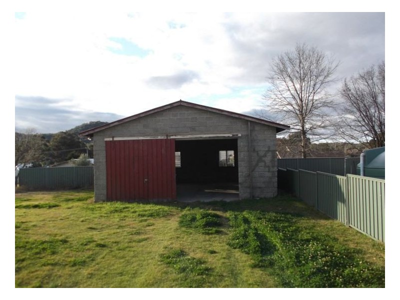 96 Lock Street, Stanthorpe QLD 4380