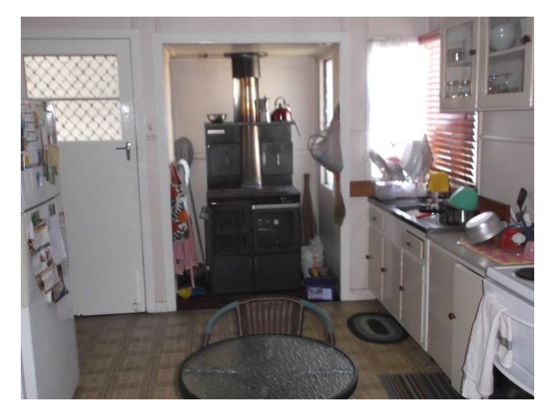 1 Stanton Street, Stanthorpe QLD 4380