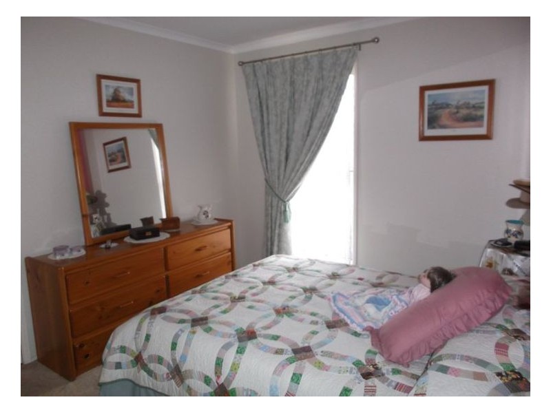 11 Burton Crescent, Stanthorpe QLD 4380