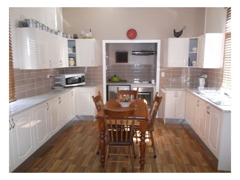 3 Spiller Lane, Stanthorpe QLD 4380