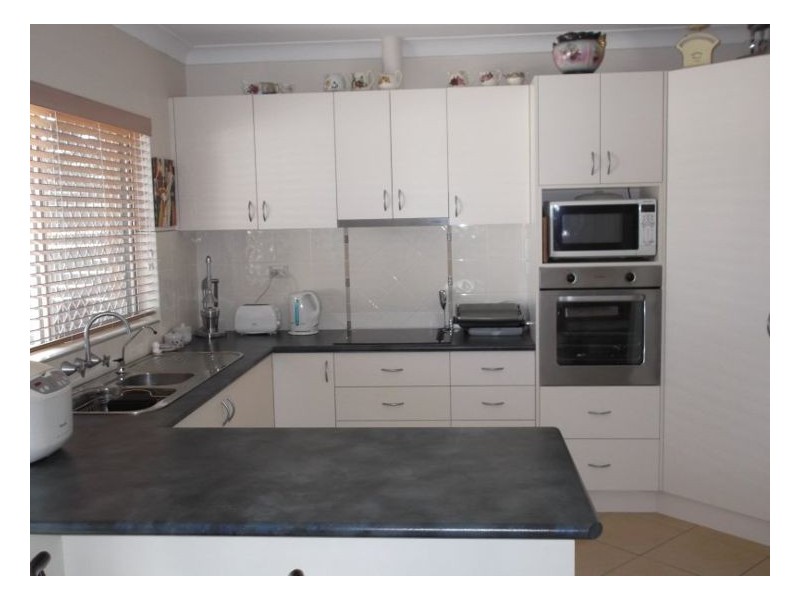 6 Hillcrest Street, Stanthorpe QLD 4380