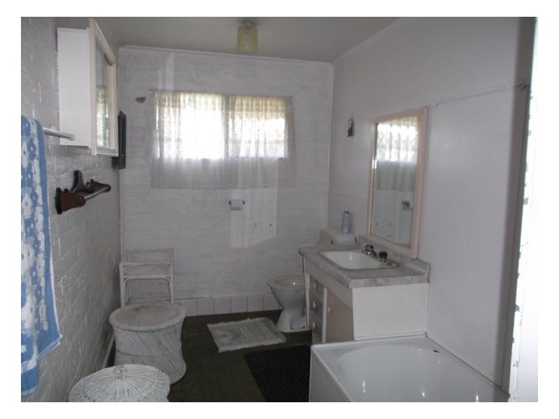 33 Marsh Street, Stanthorpe QLD 4380