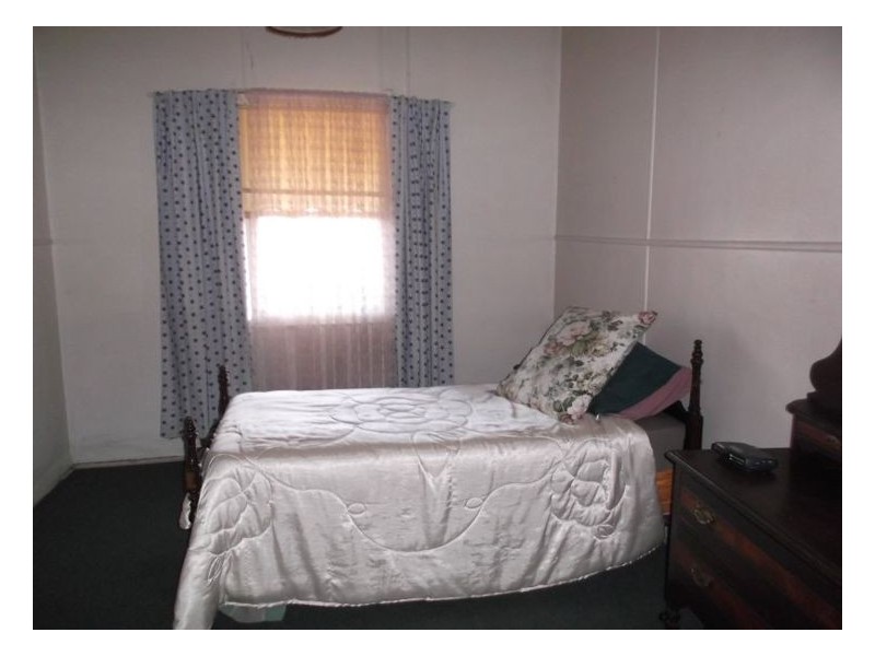 33 Marsh Street, Stanthorpe QLD 4380