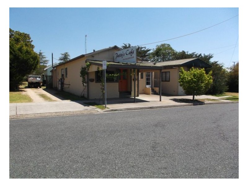 2 McGregor Terrace, Stanthorpe QLD 4380