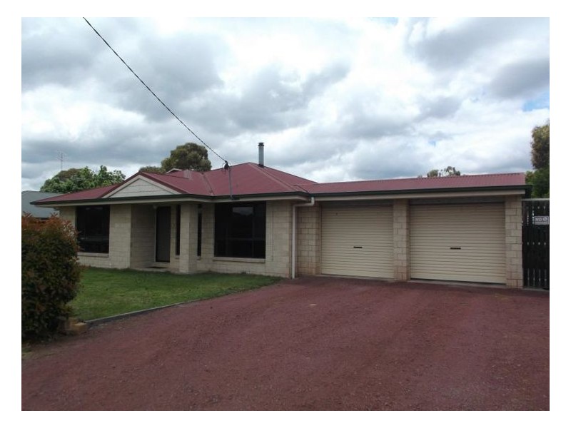 3 Barton Street, Stanthorpe QLD 4380