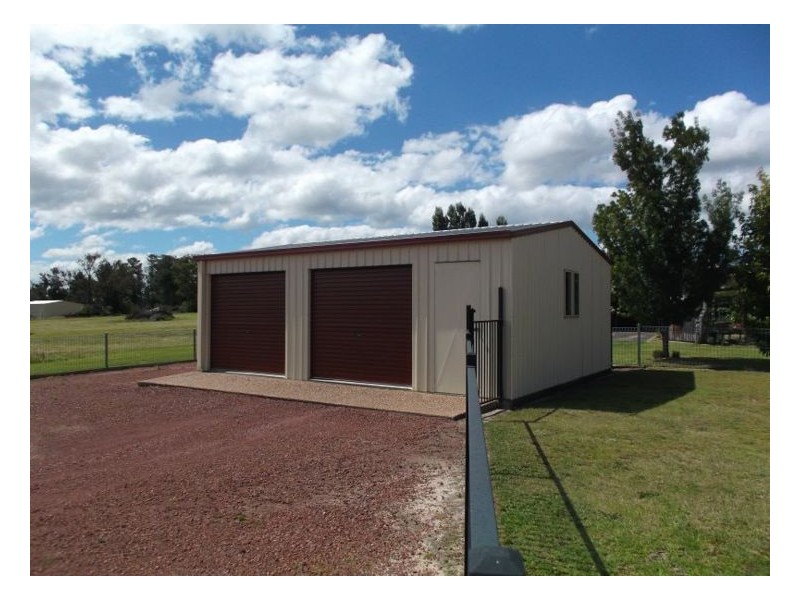 42 Torrisi Terrace, Stanthorpe QLD 4380