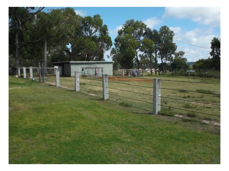 11 Mill Road, Stanthorpe QLD 4380