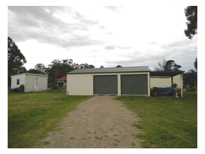 3 Belmont Drive, Stanthorpe QLD 4380