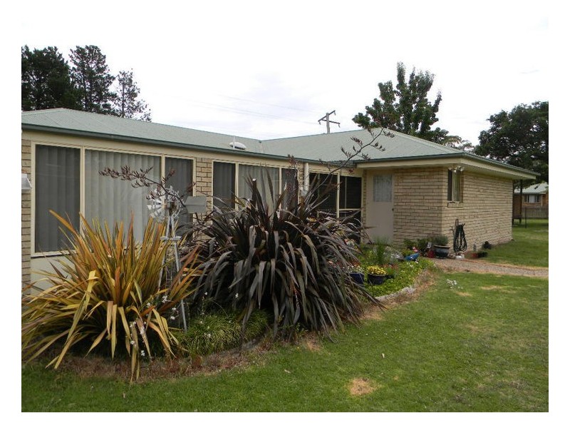 3 Belmont Drive, Stanthorpe QLD 4380