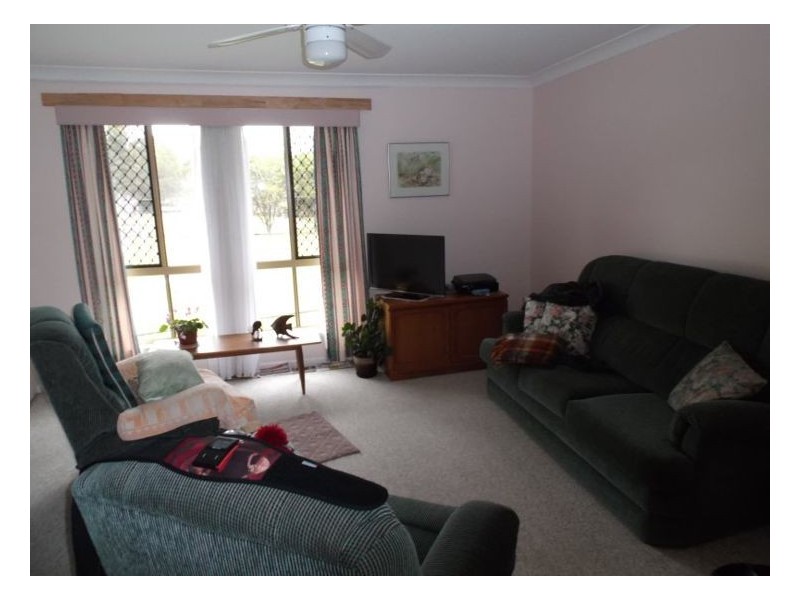 24 Pine Crescent, Dalveen QLD 4374