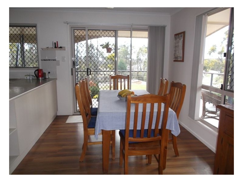 19 Cummerford Road, Glen Aplin QLD 4381