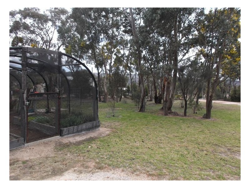 19 Cummerford Road, Glen Aplin QLD 4381