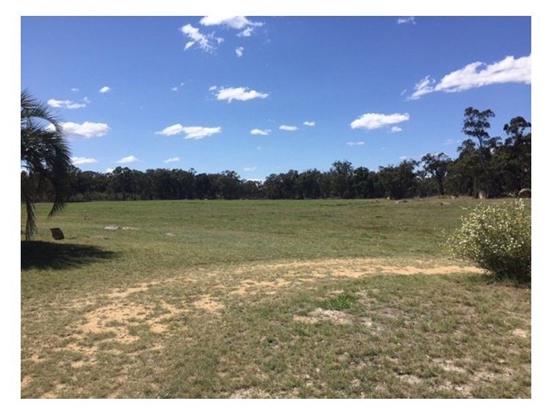 475 Amosfield Road, Dalcouth QLD 4380