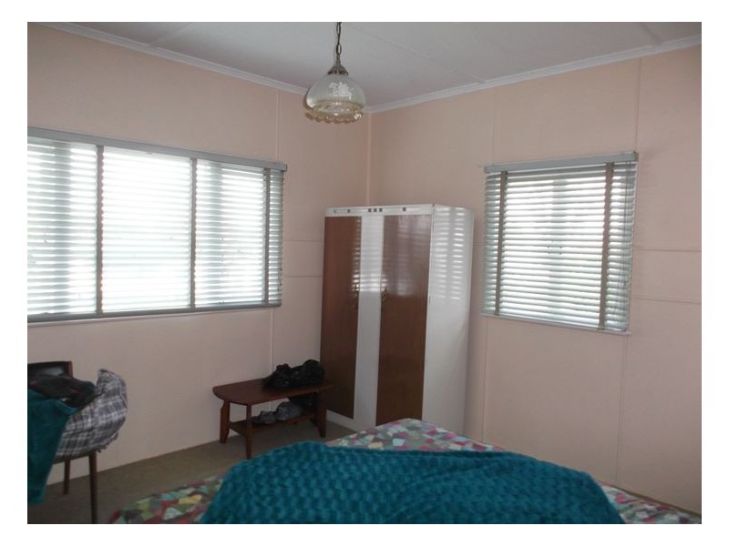 28 Denham Street, Stanthorpe QLD 4380