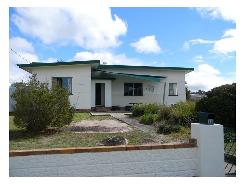 95 Sugarloaf Road, Stanthorpe QLD 4380