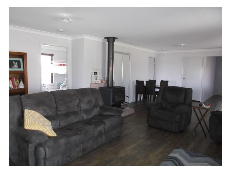 28 Barton Street, Stanthorpe QLD 4380