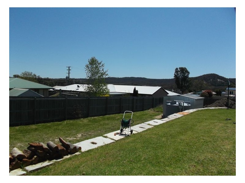 28 Barton Street, Stanthorpe QLD 4380