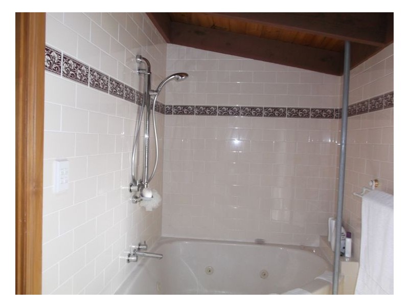 3 Lees Mountain Road, Stanthorpe QLD 4380