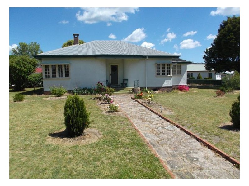 56 Railway Street, Stanthorpe QLD 4380