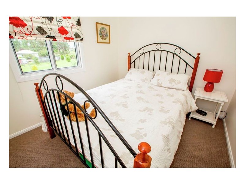 25 Robinson Street, Wallangarra QLD 4383