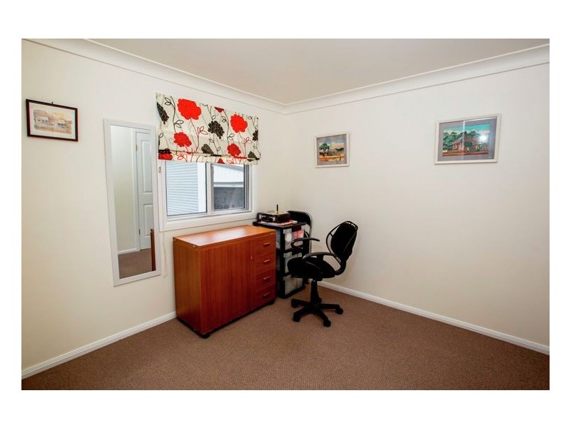 25 Robinson Street, Wallangarra QLD 4383