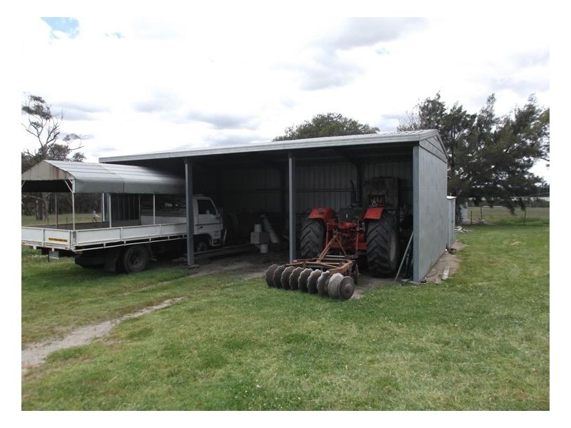522 Pozieres Road, Pozieres QLD 4352