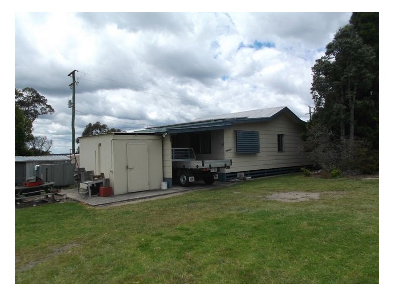 522 Pozieres Road, Pozieres QLD 4352