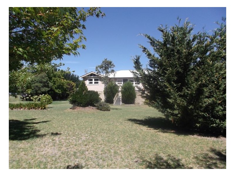 933 Mount Tully Road, Stanthorpe QLD 4380