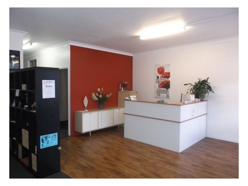 16 RAILWAY STREET, Stanthorpe QLD 4380