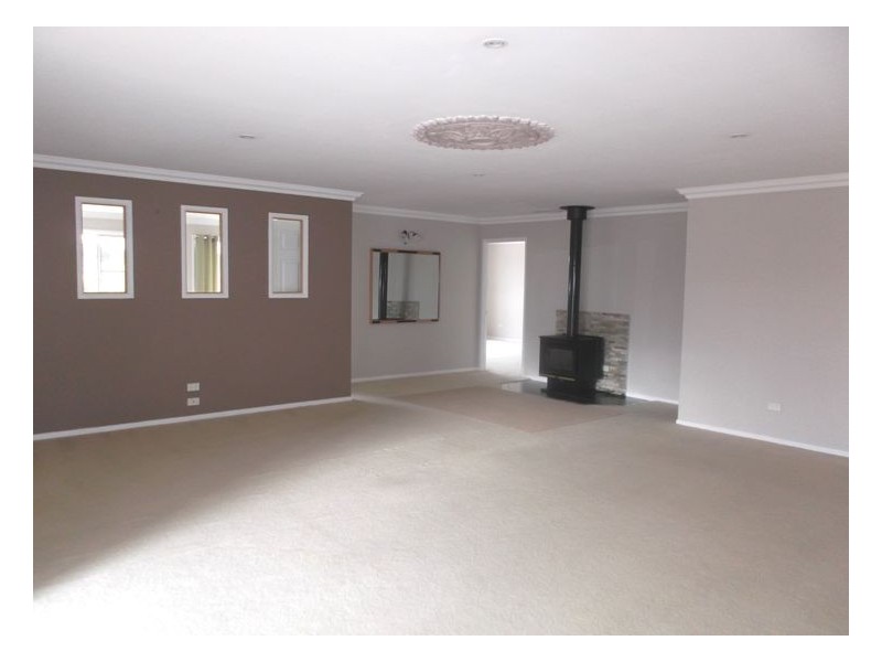 102 Sugarloaf Road, Stanthorpe QLD 4380