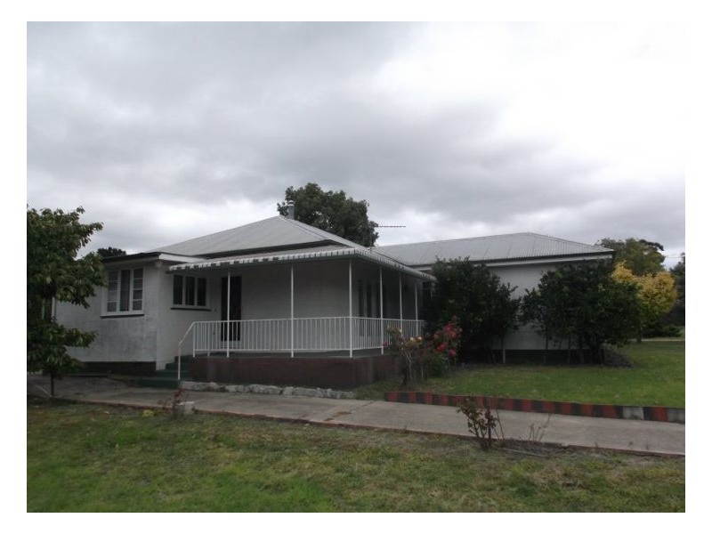 37 College Road, Stanthorpe QLD 4380