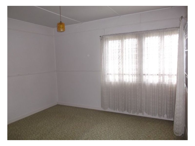 37 College Road, Stanthorpe QLD 4380