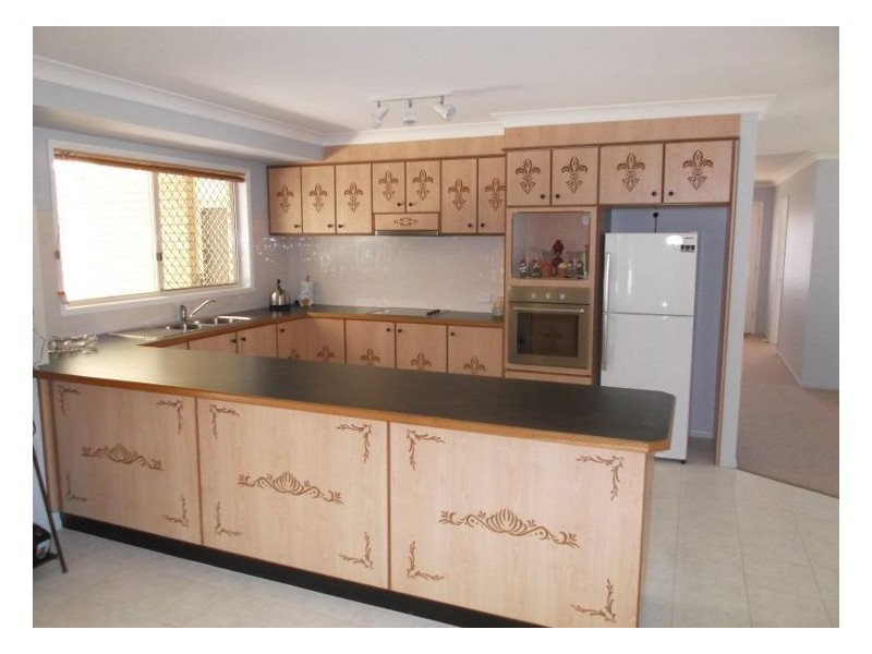 28 Fairway Crescent, Stanthorpe QLD 4380