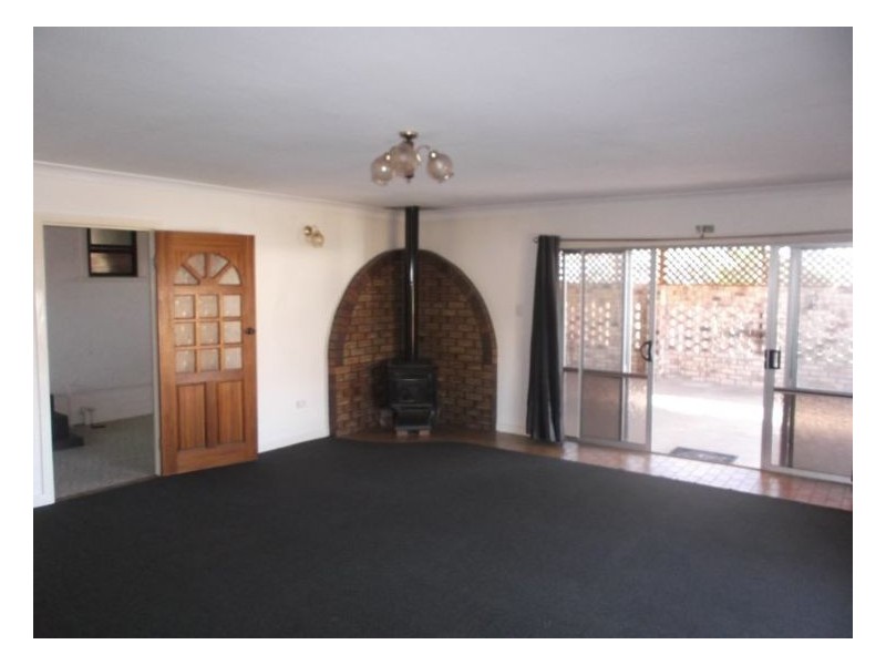 27 Stanton Street, Stanthorpe QLD 4380