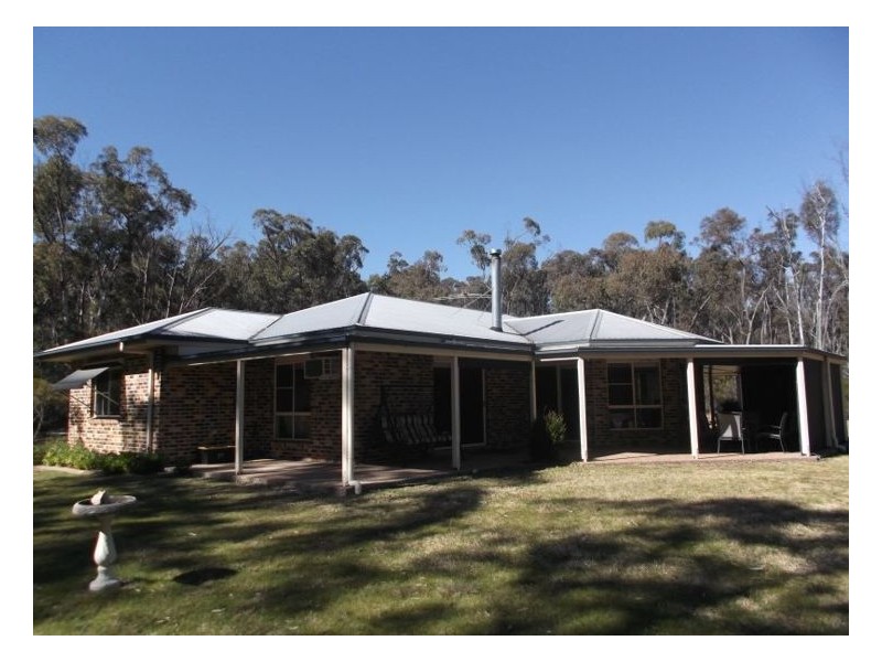 3 McGrath Lane, Applethorpe QLD 4378