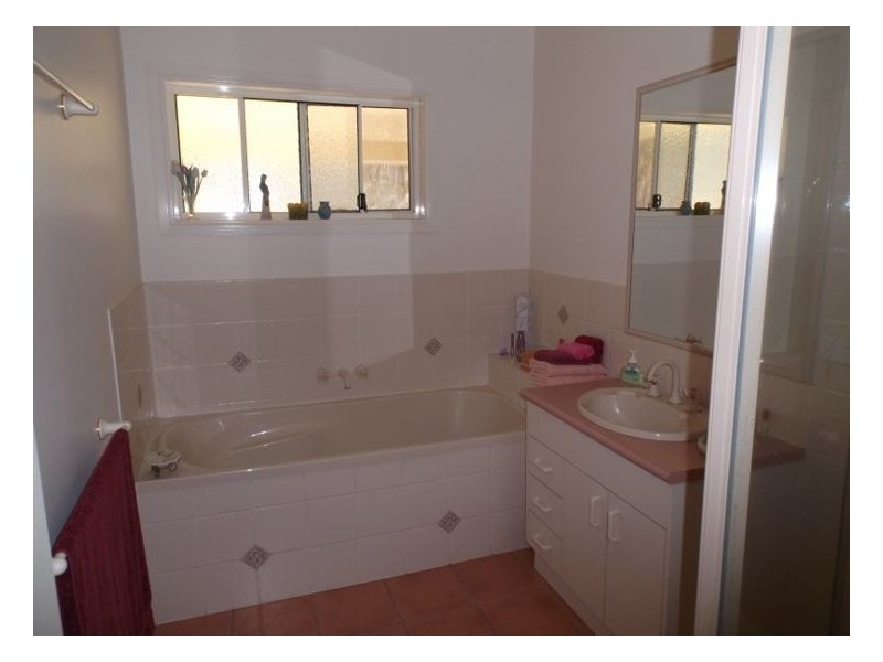 3 McGrath Lane, Applethorpe QLD 4378