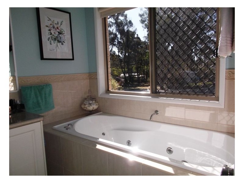3 Mariposa Place, Stanthorpe QLD 4380