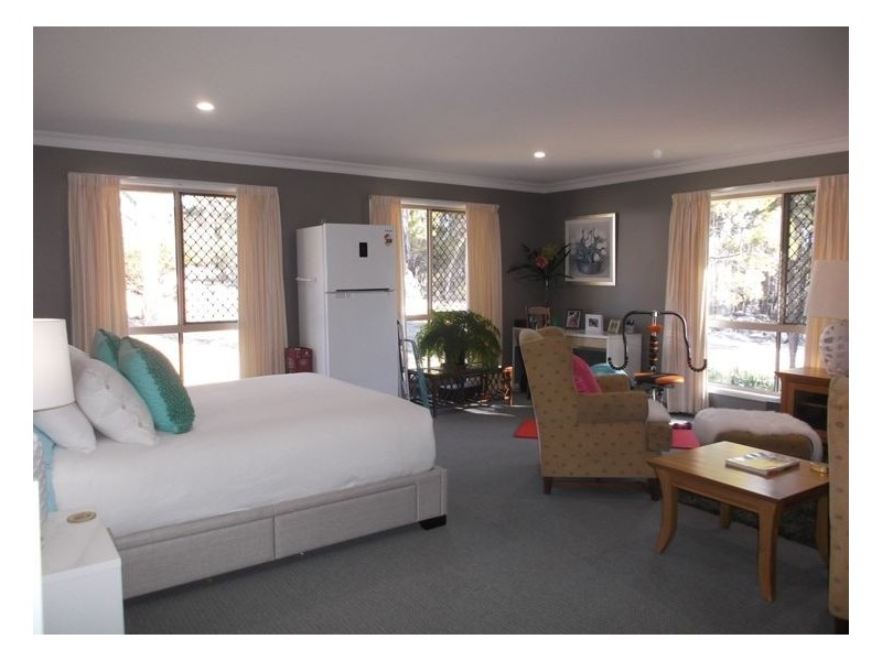3 Mariposa Place, Stanthorpe QLD 4380