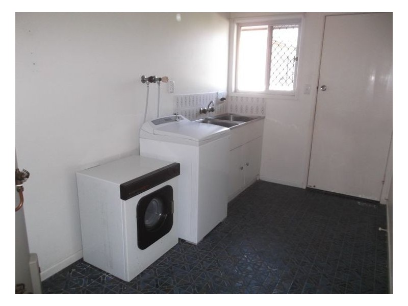 15 High Street, Stanthorpe QLD 4380