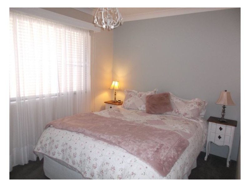 27 Pike Street, Stanthorpe QLD 4380