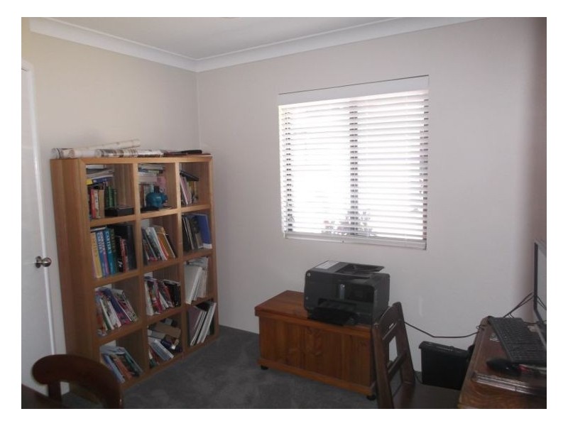 27 Pike Street, Stanthorpe QLD 4380